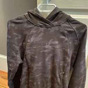 Lululemon Camo sweatshirt- worn once